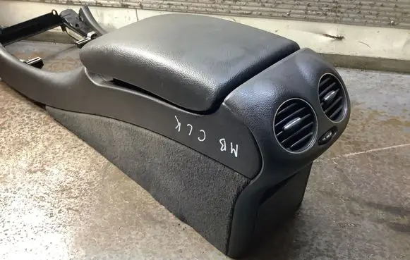 Mercedes-Benz CLK A209 C209 Armrest E040511021 A2096800450