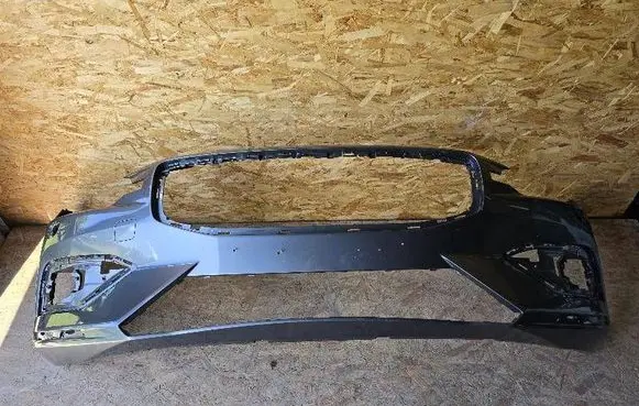 Volvo V60 Front bumper 31690589