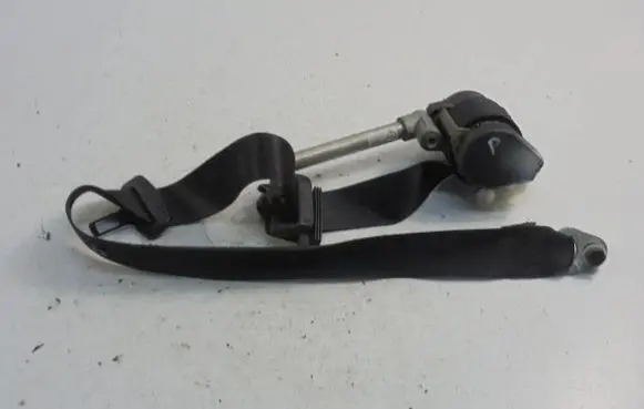 Mercedes-Benz Sprinter W901 W902 W903 W904 Set of seat belts 0028607985