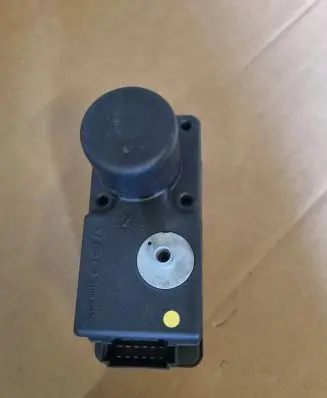 Volkswagen PASSAT B5 Central locking vacuum pump 1H0962257E