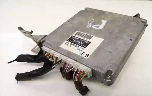 Toyota Corolla Verso E121 Engine control unit/module 896610F030 MB2750007343