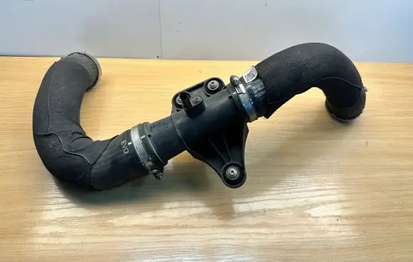 Audi A6 S6 C7 4G Intercooler hose/pipe 4G0145737AJ 4G0145673AH 4G0145709AF
