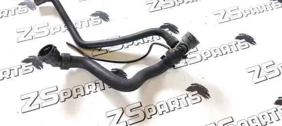 Volkswagen PASSAT B5.5 Engine coolant pipe/hose 4B0121049S