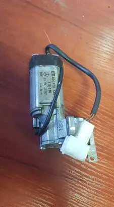 Mercedes-Benz S W220 Steering column adjust motor 404475