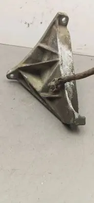 BMW 7 E32 Engine mounting bracket 1129806