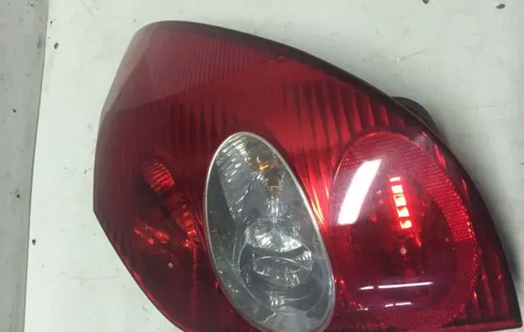 Renault Laguna II Rear/tail lights 8200002472