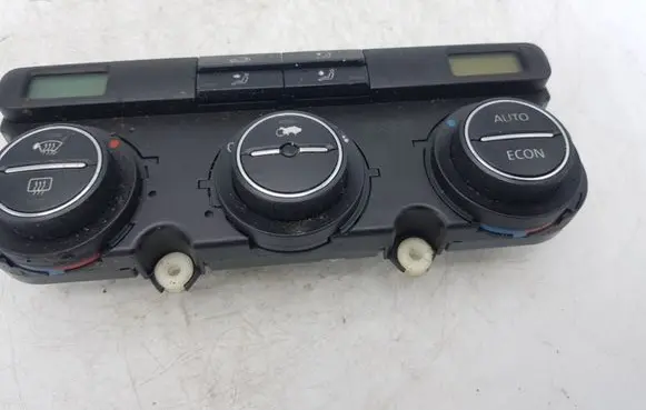 Volkswagen Golf Plus Climate control unit 5M0513SC135S