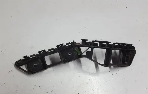 Volkswagen Polo V 6R Rear bumper mounting bracket 