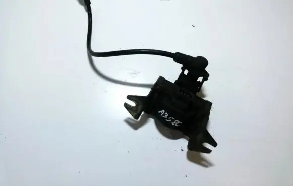 Renault Twingo I High voltage ignition coil bae5046d