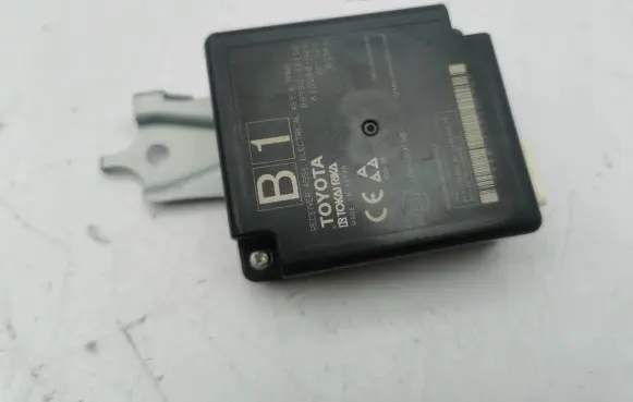 Toyota RAV 4 (XA50) Start/Stop control module 897B042110