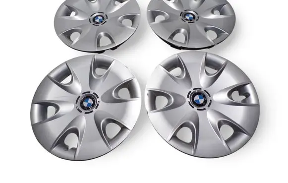 BMW 1 E81 E87 R16 wheel hub/cap/trim 36136762654 6762654