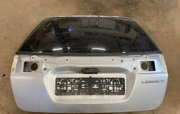 Subaru Legacy Tailgate/trunk/boot lid