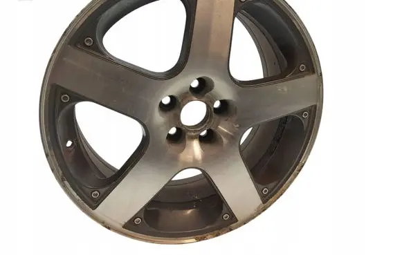 Volkswagen Golf IV R17 alloy rim