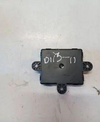 Volvo V40 Door control unit/module 31343873