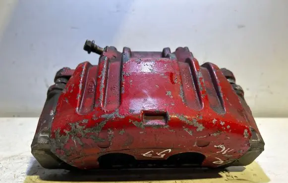 Dodge Challenger Front brake caliper P68243636AB S142060690