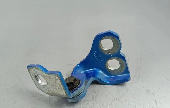 Jeep Compass Front door lower hinge 
