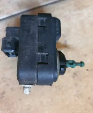 Renault Laguna I Headlight level adjustment motor PPCF20