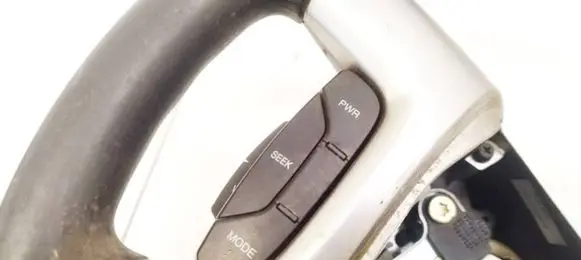 Chevrolet Captiva Steering wheel buttons/switches 