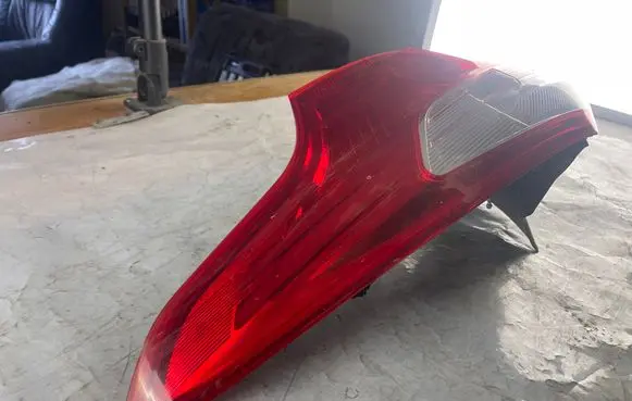 Ford Focus Rear/tail lights 135725 BN5113404GF