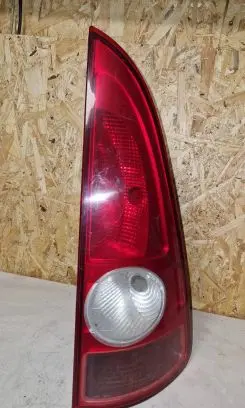 Renault Espace - Grand espace IV Rear/tail lights 8200027152