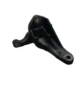 Ford C-MAX I Gearbox mounting bracket 3M516P093