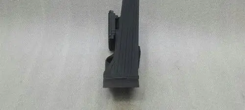Mercedes-Benz E W213 Accelerator throttle pedal A2133001000