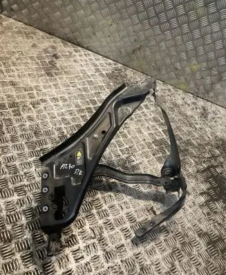 Mercedes-Benz E A207 Headlight/headlamp mounting bracket A2076200391 2076201900