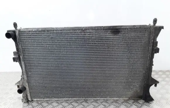 Renault Laguna II Coolant radiator 150722153F