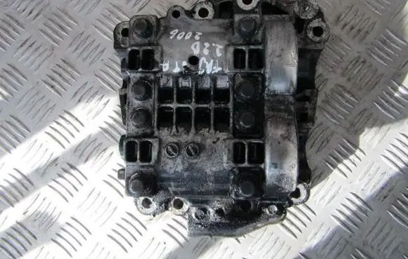 Toyota Avensis T250 Oil pump 