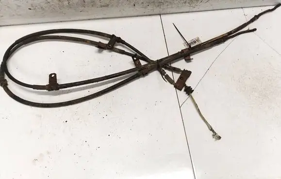 Mitsubishi Pajero Sport I Handbrake/parking brake wiring cable 