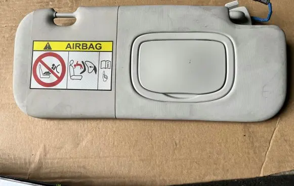 Fiat 500X Sun visor braknumeruczci