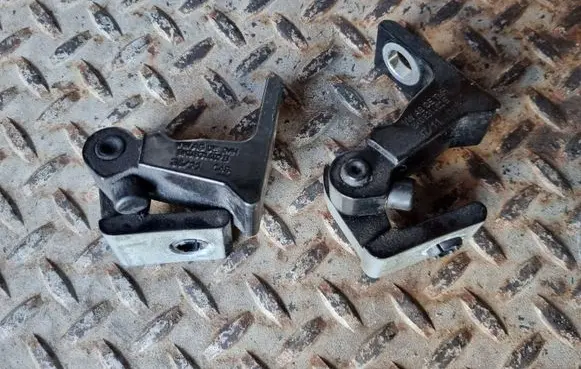 Audi A4 S4 B8 8K Rear door hinge set 8K0831402E 8K0831402B