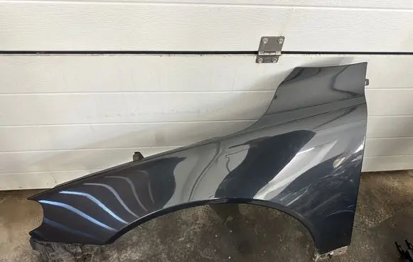 Volvo V70 Fender 