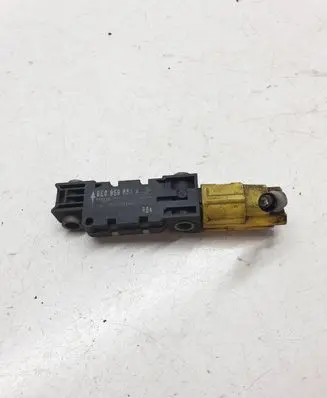 Audi A4 S4 B7 8E 8H Airbag deployment crash/impact sensor 8E0959651A 011229