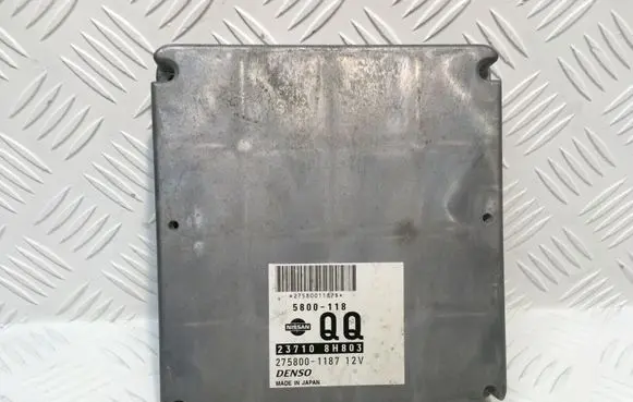 Nissan X-Trail T30 Engine control unit/module 237108H803