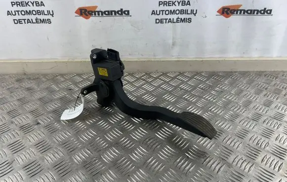 Iveco Daily 35 - 40.10 Accelerator throttle pedal 0281002632