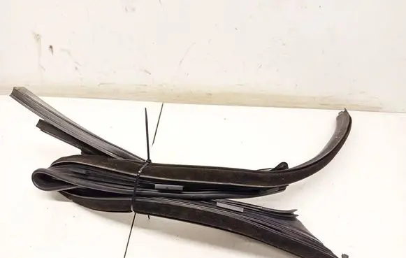 Volkswagen PASSAT B6 Rubber seal front coupe door 3C4837431G