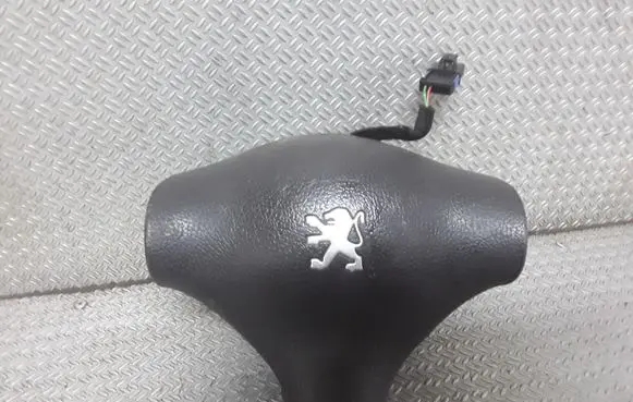 Peugeot 206 Steering wheel airbag