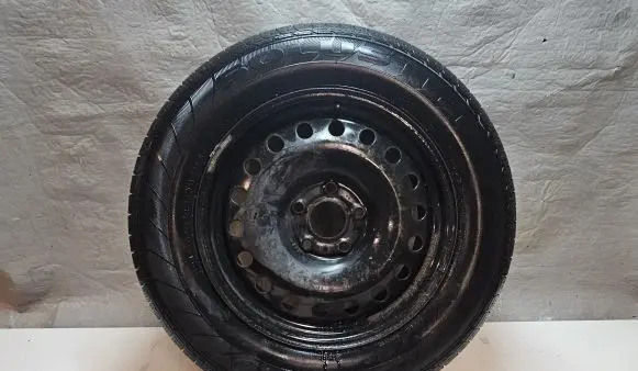 Dodge Durango R18 spare wheel 04755212