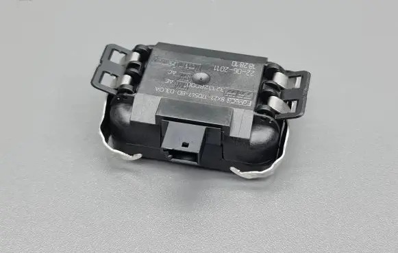 Jaguar XF X250 Rain sensor 321328000 8X2317D547BD 321328000AE