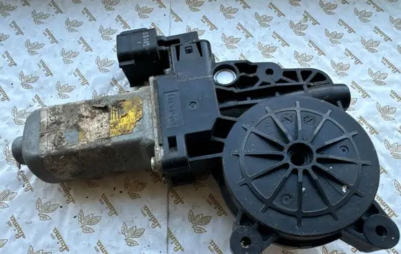 Ford C-MAX II Rear door window regulator motor AM51U27000