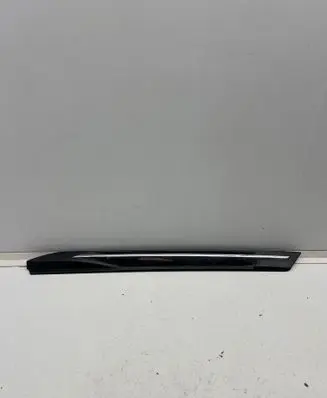 Peugeot 5008 II Fender trim (molding) 9814228777