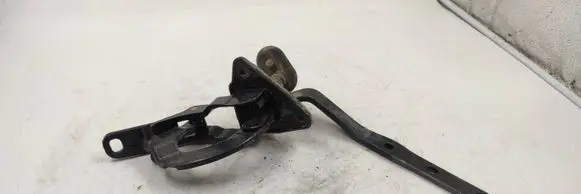 Volvo V70 Tailgate/trunk/boot hinge 9643158
