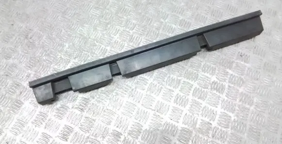 Volvo S90, V90 Sill supporting ledge 31386131