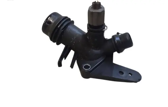 Volvo V70 Thermostat 30751954