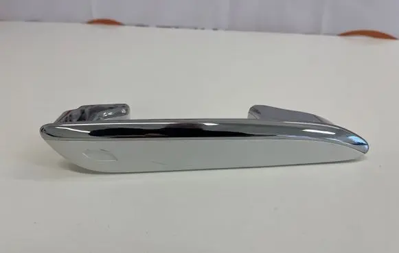Mercedes-Benz EQC Front door exterior handle