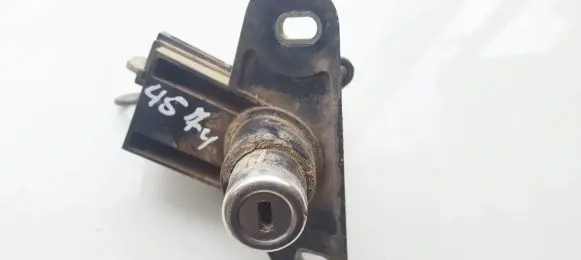 Opel Vectra B Tailgate exterior lock 