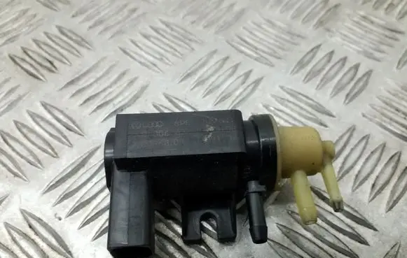 Volkswagen Golf VI Turbo solenoid valve 1K0906627A
