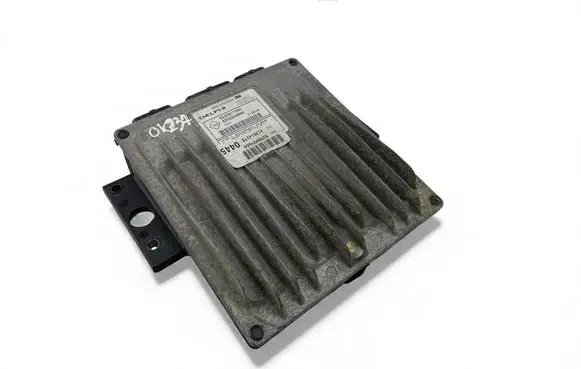 Renault Kangoo II Engine control unit/module ECU 8200911560 8200909666