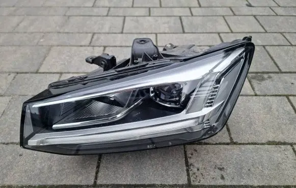 Audi Q2 - Headlight/headlamp